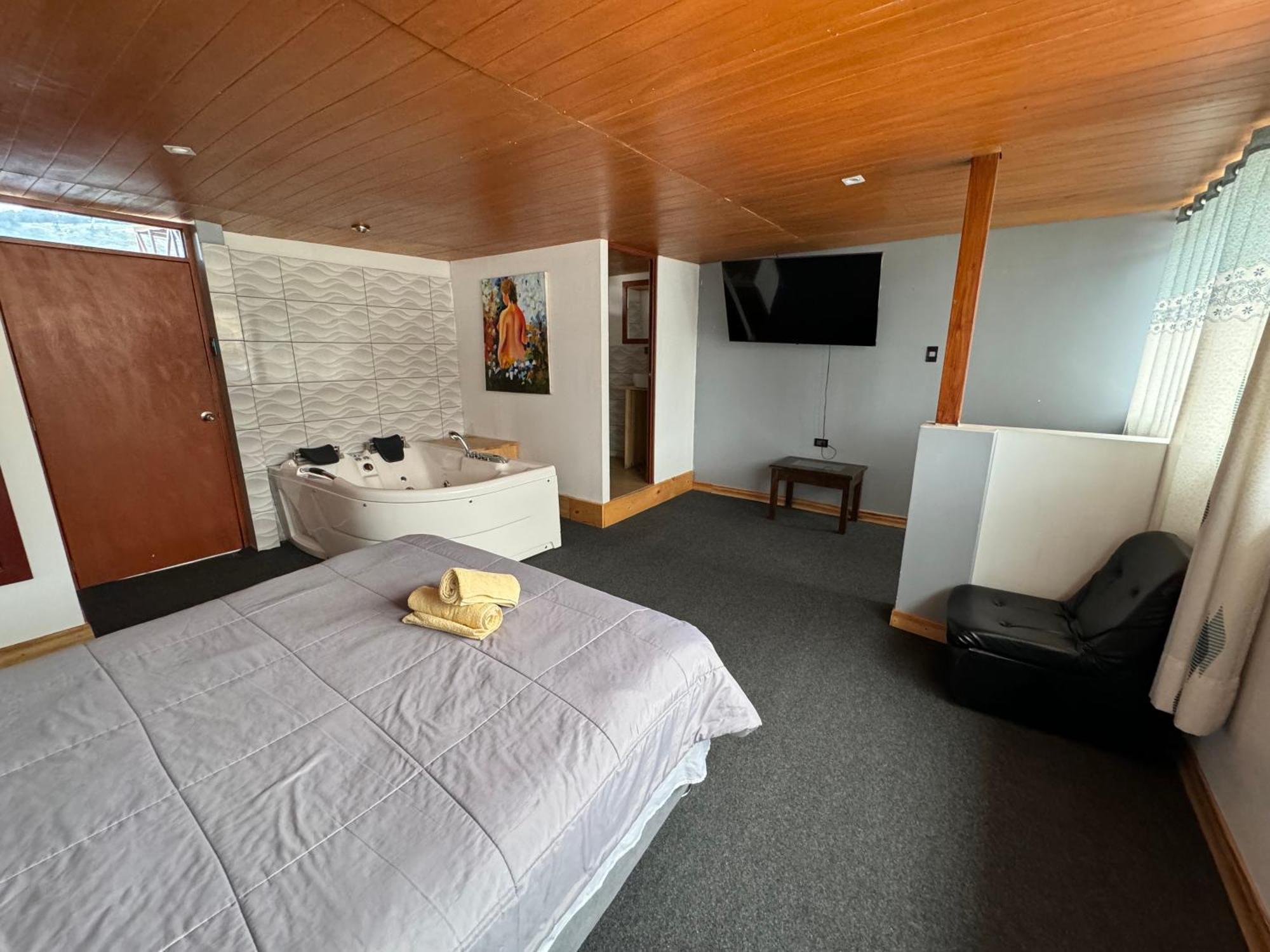 Hotel Alpamayo Guest House Huaraz  Zewnętrze zdjęcie